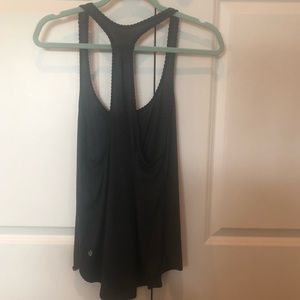 Lululemon singlet